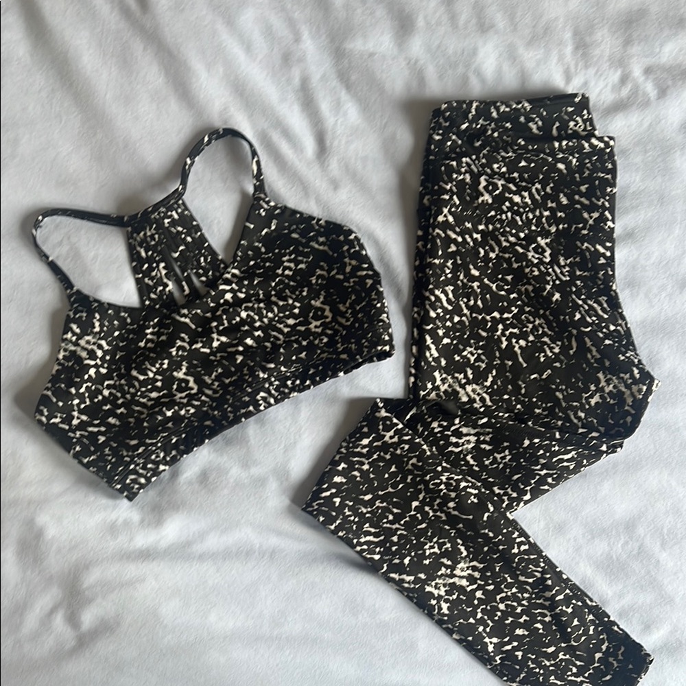 Black and White Patterned Activewear Set